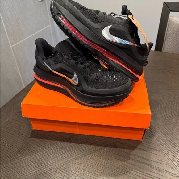 Nike Men’s Pegasus Premium - Picture 2 of 5